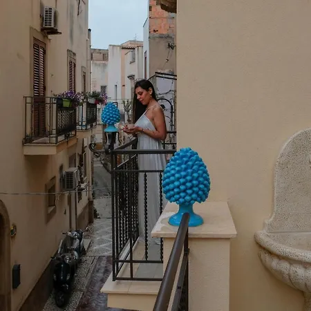 La Bifora E Il Granaio 夏卡