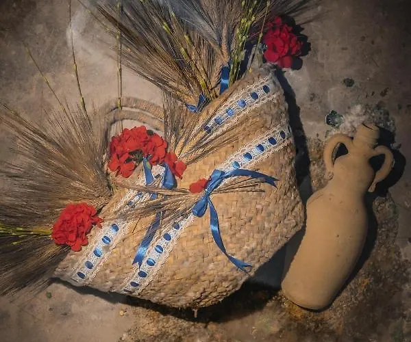 La Bifora E Il Granaio 4*