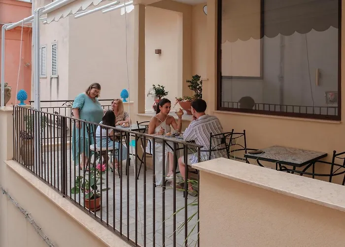 La Bifora E Il Granaio