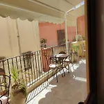 La Bifora E Il Granaio شاكا