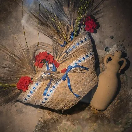 La Bifora E Il Granaio 4*