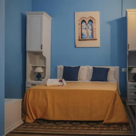 La Bifora E Il Granaio 게스트하우스 4*