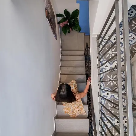 La Bifora E Il Granaio 게스트하우스 4*